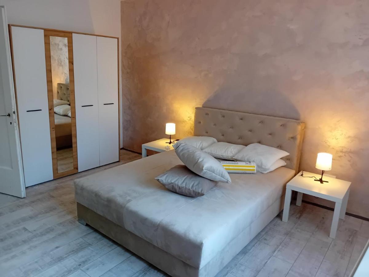 Apartman Centar Sd Szendrő Kültér fotó